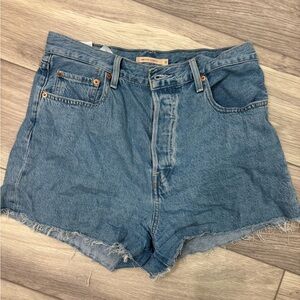 Levi’s Ribcage Denim Shorts